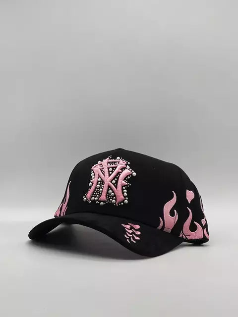 NY PEARLS IN LOVE 31 HATS